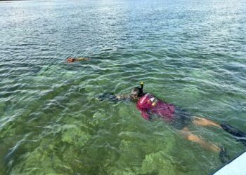 Xcalak se suma a la ciencia: pescadores participan en monitoreo del Arrecife Mesoamericano