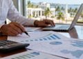 Deuda a la baja en Quintana Roo: calificadoras reconocen mejora financiera