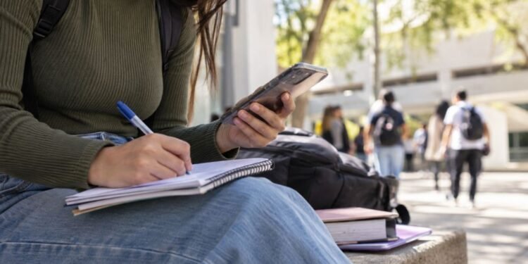 ¡Todavía alcanzas! Amplían registro para Becas del Bienestar de bachillerato y universidad