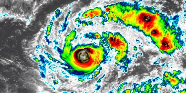 ¡Trudy ya es huracán categoría 1! Advierten lluvias intensas y oleaje de hasta 3 metros