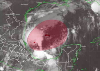 ¿Debes sacar el paraguas? Quintana Roo espera lluvias por sistema en el Golfo