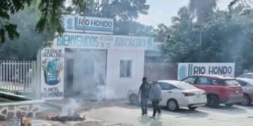 Tragedia frente a Colegio de Bachilleres: estudiantes auxiliaron a víctima de enjambre